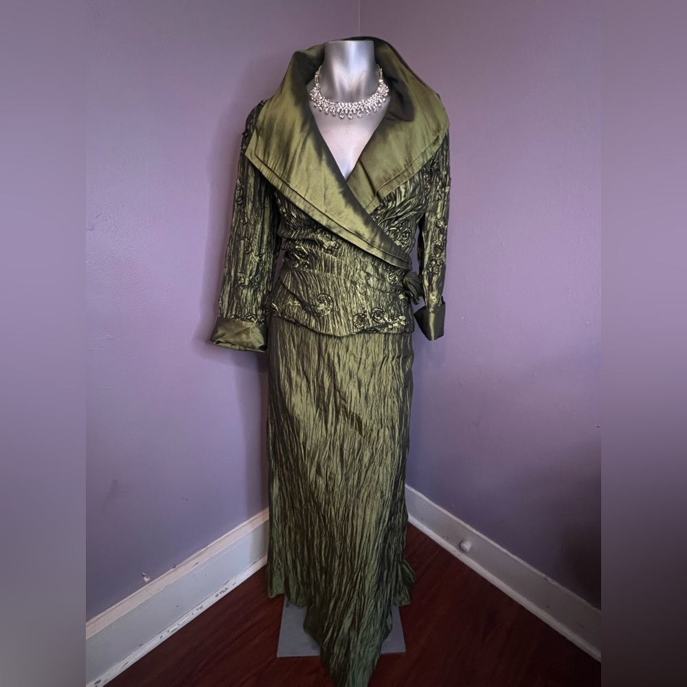 Vintage Victor Costa Olive Green Crinkled Satin Skirt Set